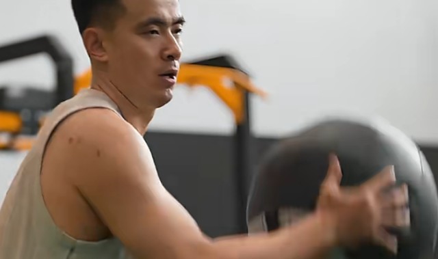 辽宁官宣！赵继伟已回国归队训练，强化体能，全力为全运会准备！