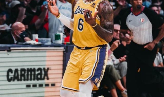 开云官网-湖人低迷的关键因素是什么？某队高管：詹姆斯老了