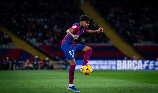 【人物】一前一后，亚马尔库巴西拯救巴萨