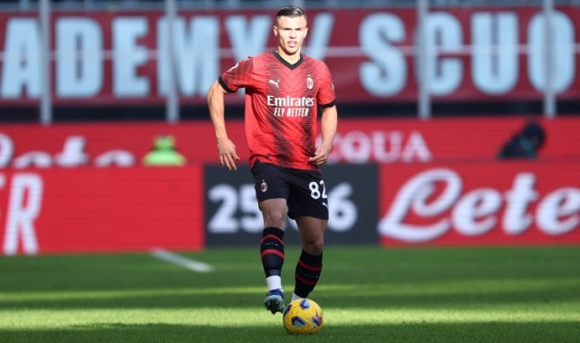 记者：西米奇转会费1800万欧+400万欧浮动，明天接受吉达联合体检