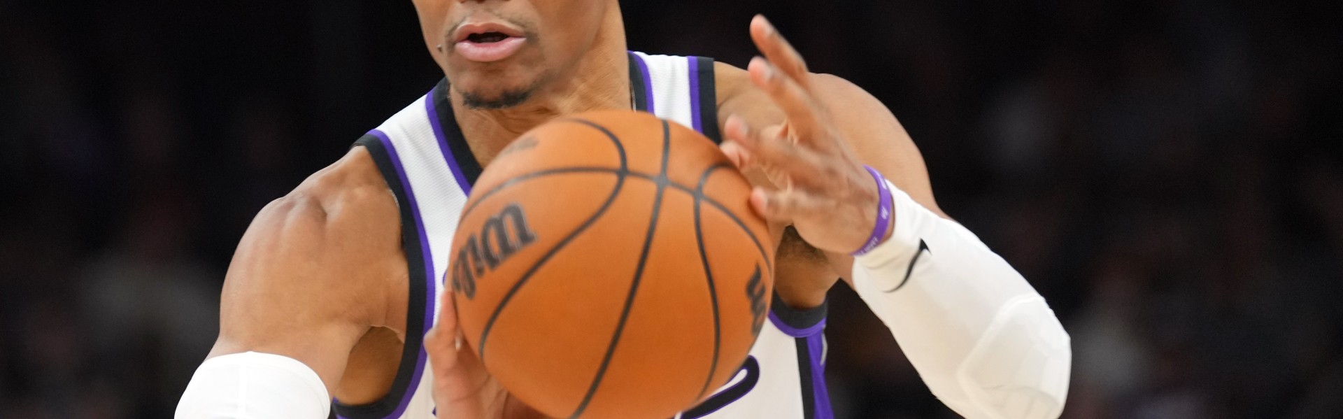 开云APP-全能战士！威少是联盟唯一领跑球队篮板&amp;助攻&amp;三分命中数的球员