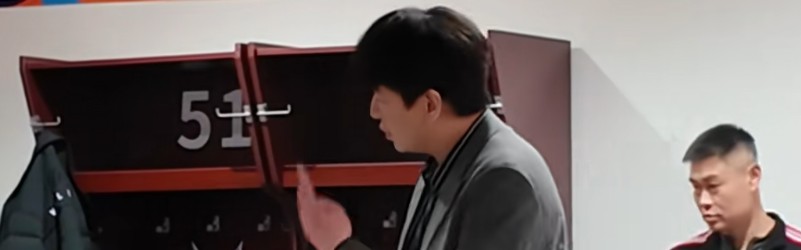 开云官网-胜宁波更衣室！邱彪强调健康与family，鲍威尔因家庭变故而低迷！